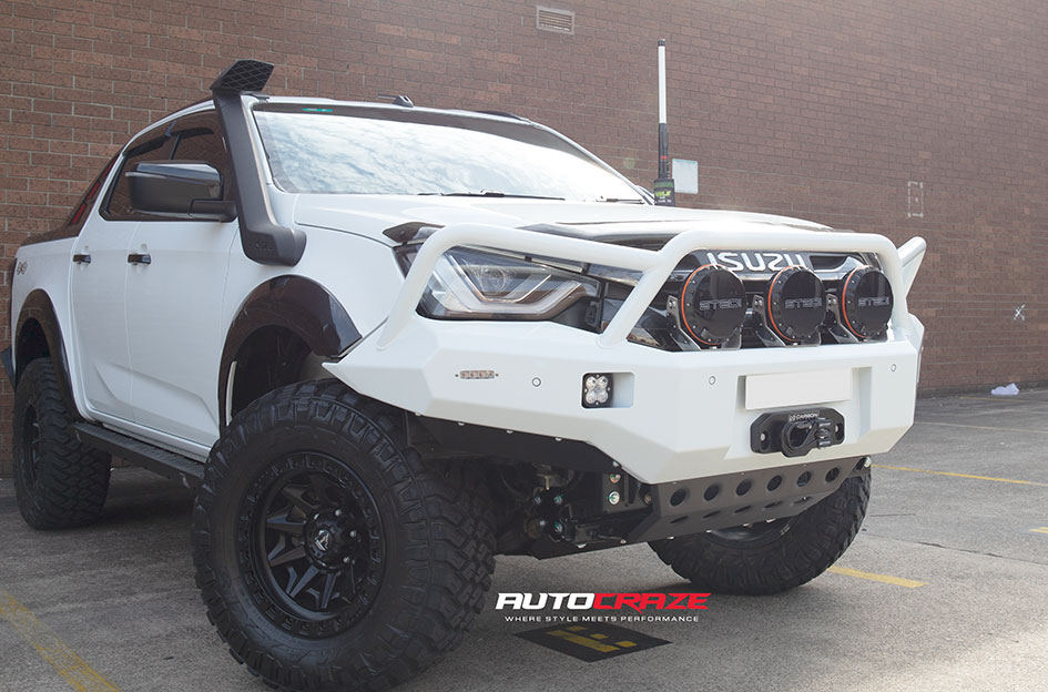 ISUZU DMAX FUEL COVERT MATTE BLACK