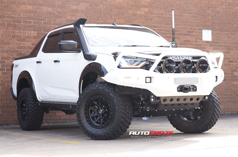 ISUZU DMAX FUEL COVERT MATTE BLACK