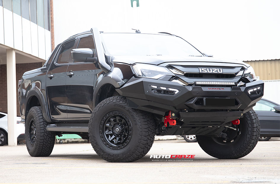 ISUZU DMAX FUEL COVERT MATTE BLACK