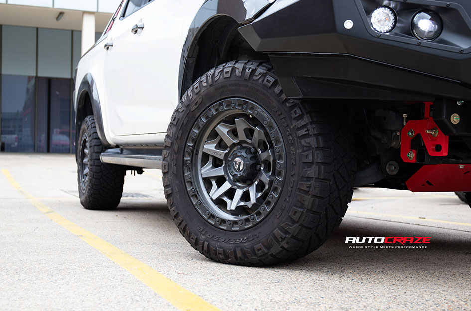 ISUZU DMAX FUEL COVERT MATTE GUN METAL BLACK RING