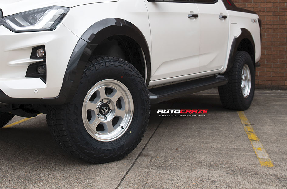 ISUZU DMAX FUEL HYPE MACHINED