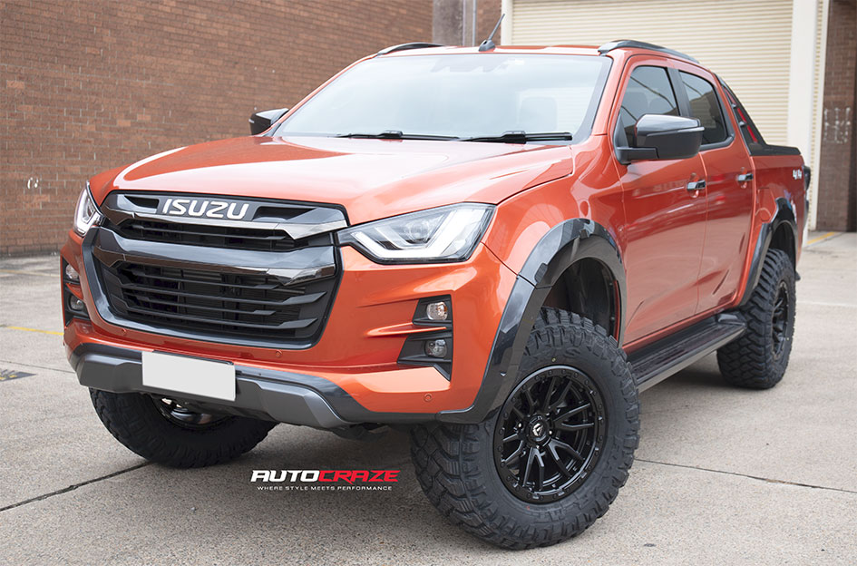 ISUZU DMAX FUEL REBEL 6 MATTE BLACK 