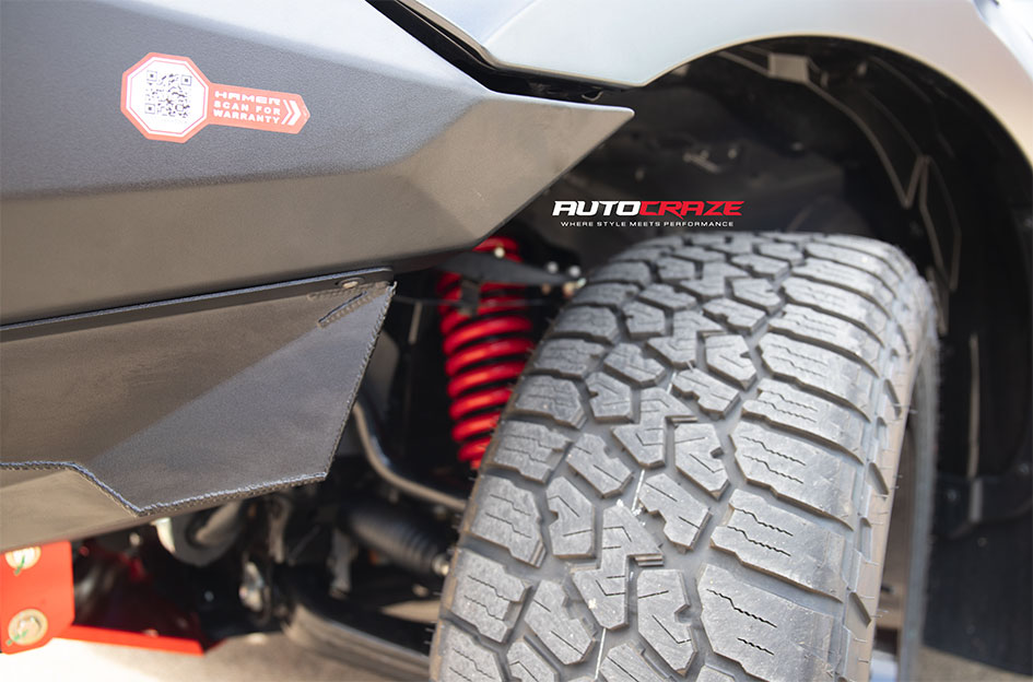 ISUZU DMAX FUEL STROKE GLOSS BLACK RED TINT