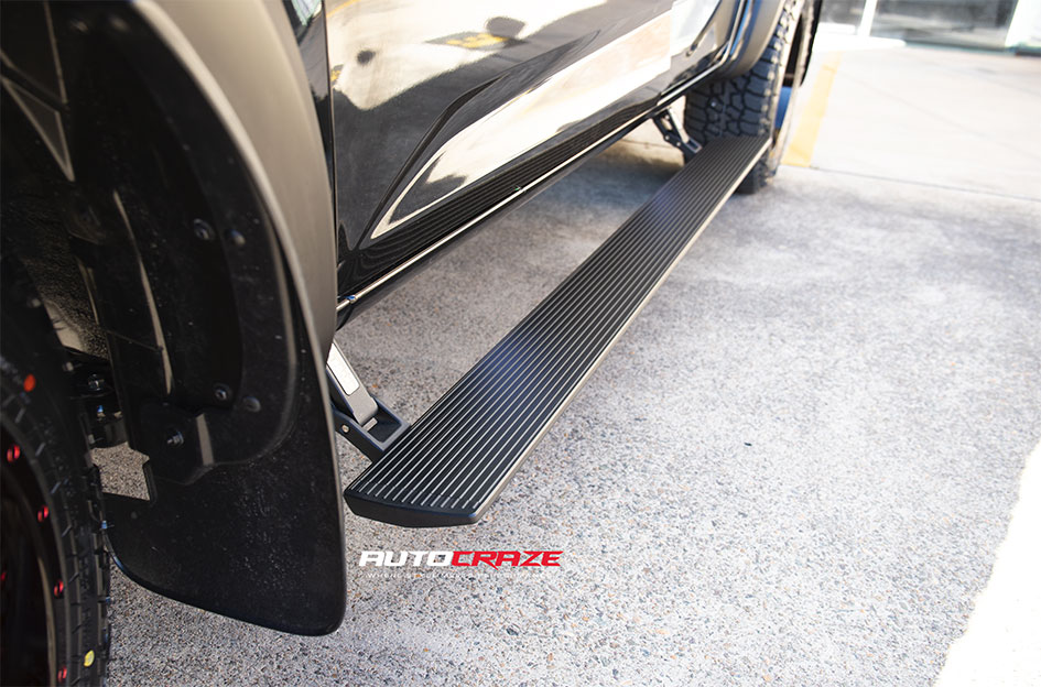 ISUZU DMAX FUEL STROKE GLOSS BLACK RED TINT