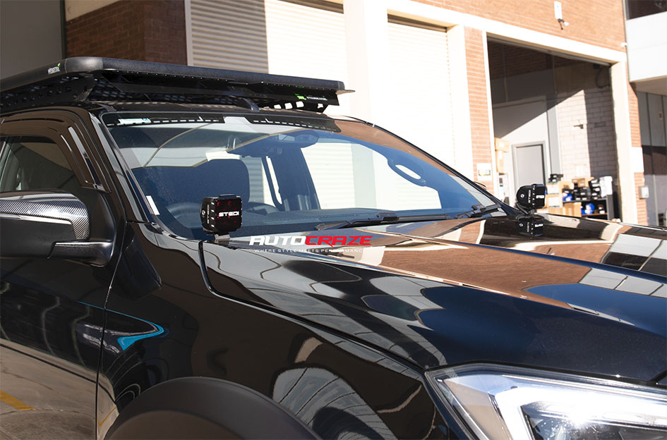 ISUZU DMAX FUEL STROKE GLOSS BLACK RED TINT