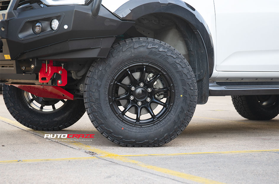 ISUZU DMAX FUEL VARIANT MATTE BLACK