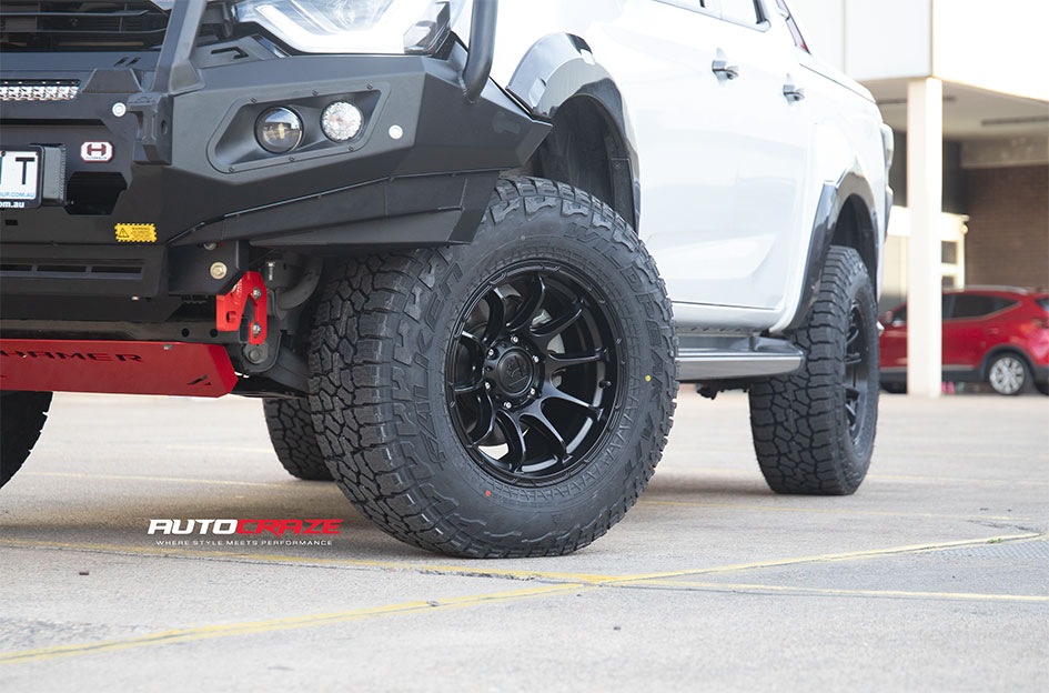 ISUZU DMAX FUEL VARIANT MATTE BLACK