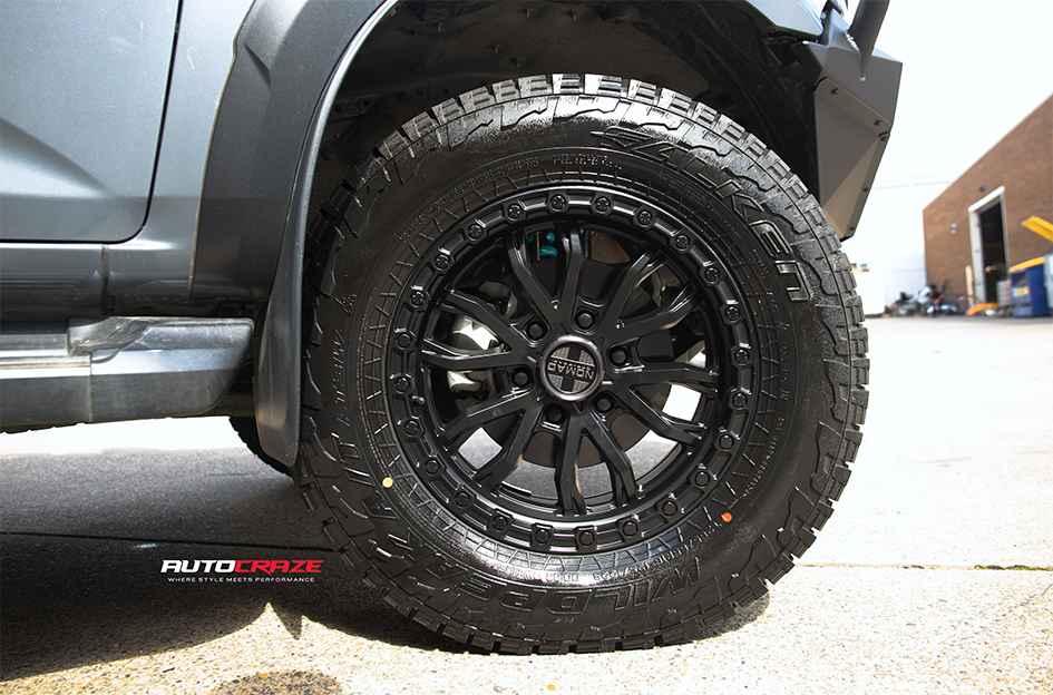 ISUZU DMAX NOMAD N133 SATIN BLACK