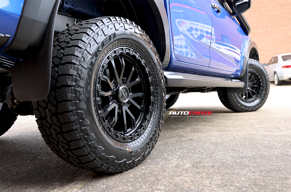 ISUZU DMAX NOMAD N133 SATIN BLACK