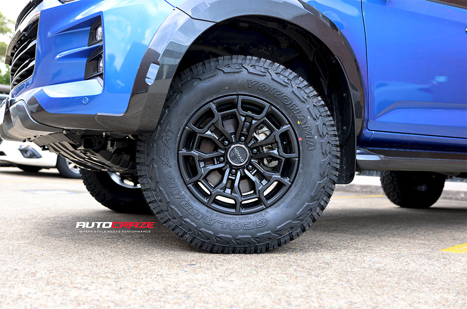 ISUZU DMAX NOMAD N162 SATIN BLACK