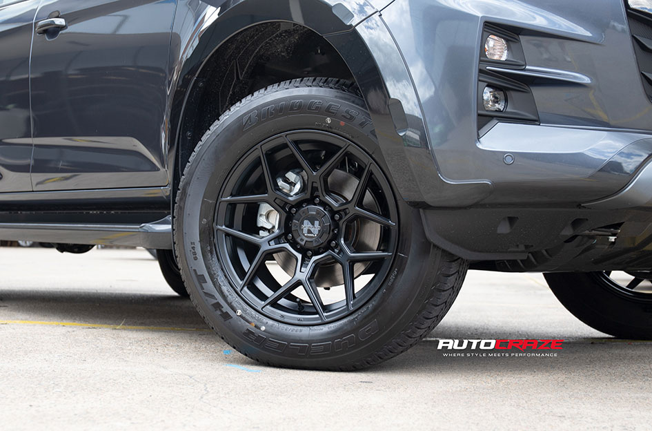 ISUZU DMAX NOMAD SABBATH MATTE BLACK