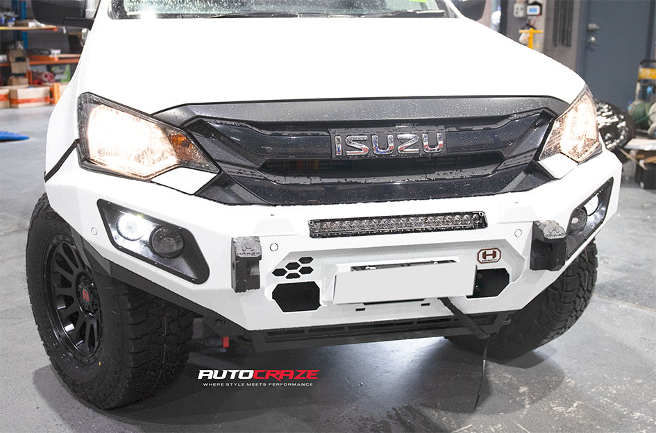 ISUZU DMAX NOMAD VICTIM MATTE BLACK 