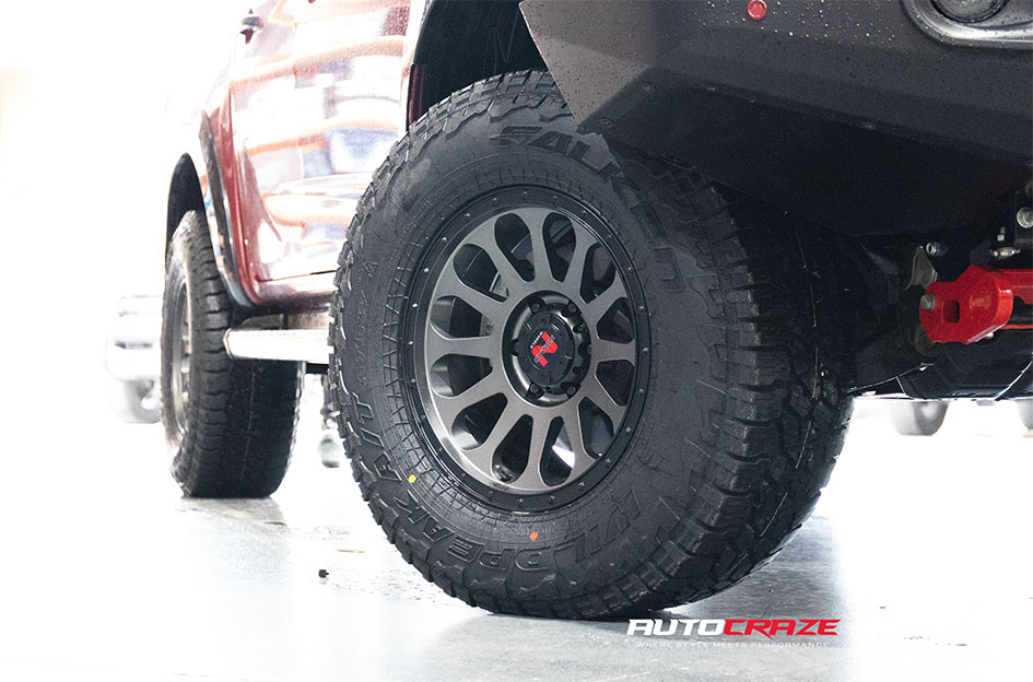 ISUZU DMAX NOMAD VICTIM GUN METAL BLACK RING