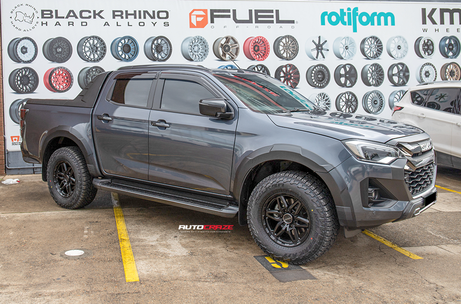 ISUZU DMAX NOMAD N232 SATIN BLACK