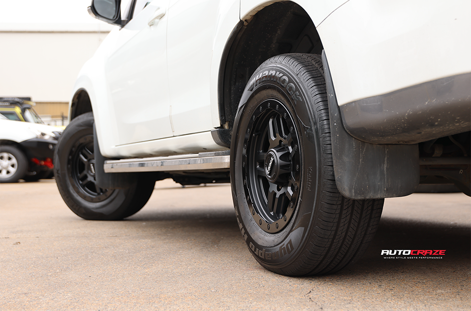 ISUZU MUX ROH HAMMER MATTE BLACK