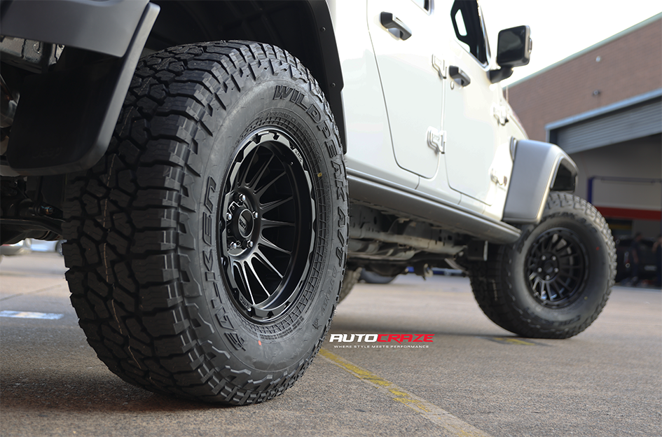 JEEP GLADIATOR KMC KM542 IMPACT SATIN BLACK 