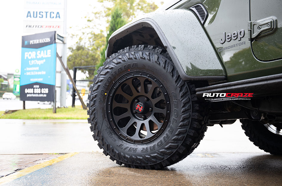 JEEP GLADIATOR NOMAD VICTIM MATTE BLACK 