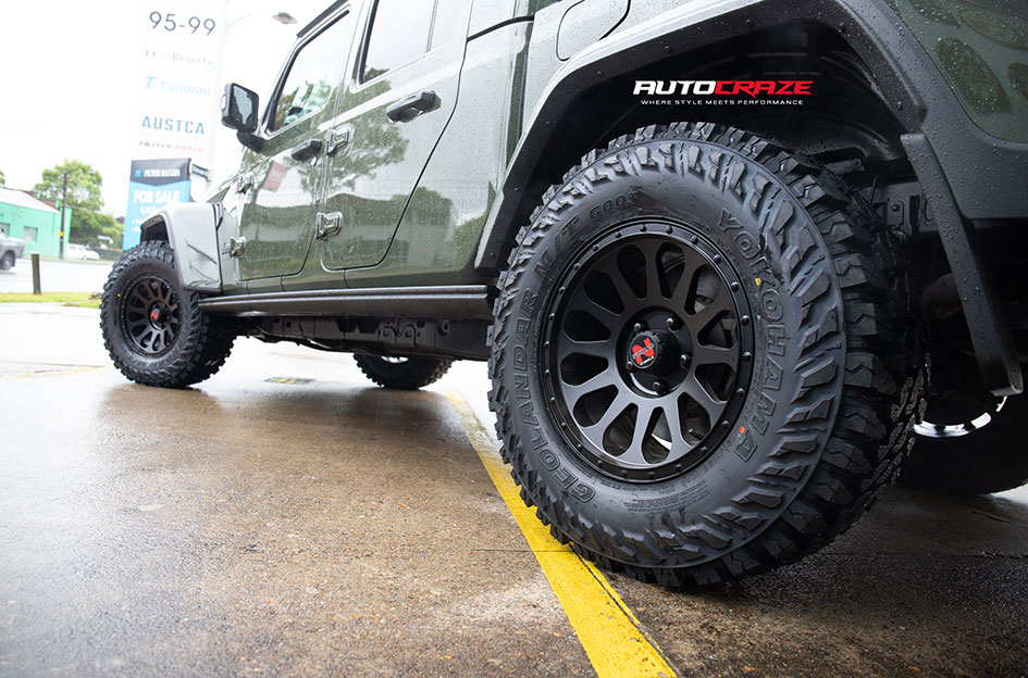 JEEP GLADIATOR NOMAD VICTIM MATTE BLACK 