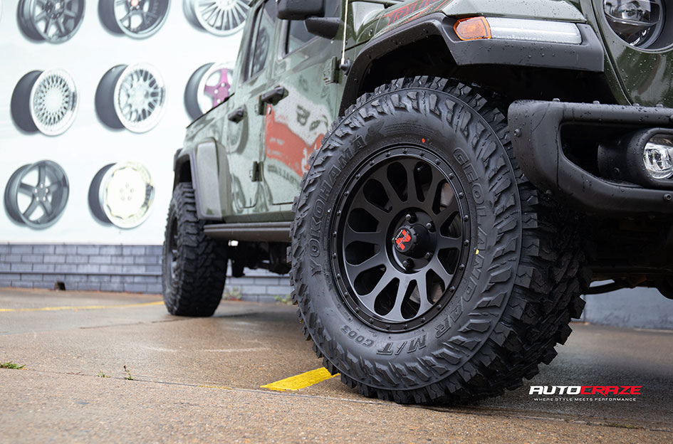 JEEP GLADIATOR NOMAD VICTIM MATTE BLACK 