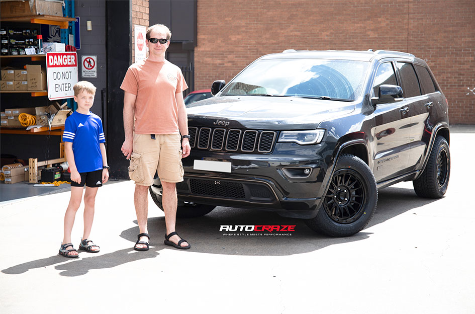 JEEP GRAND CHEROKEE KMC KM542 IMPACT SATIN BLACK 