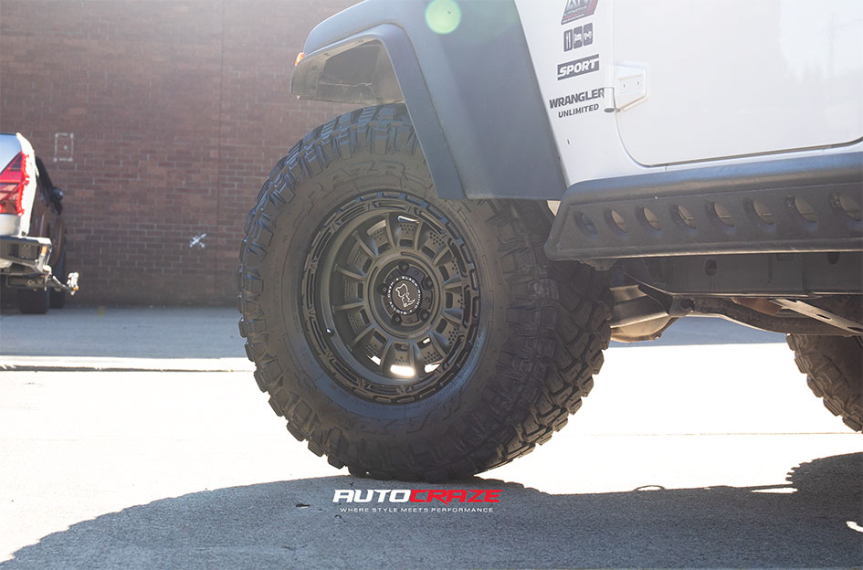 JEEP WRANGLER BLACK RHINO LEGION OLIVE DRAB GREEN W/ BLACK LIP