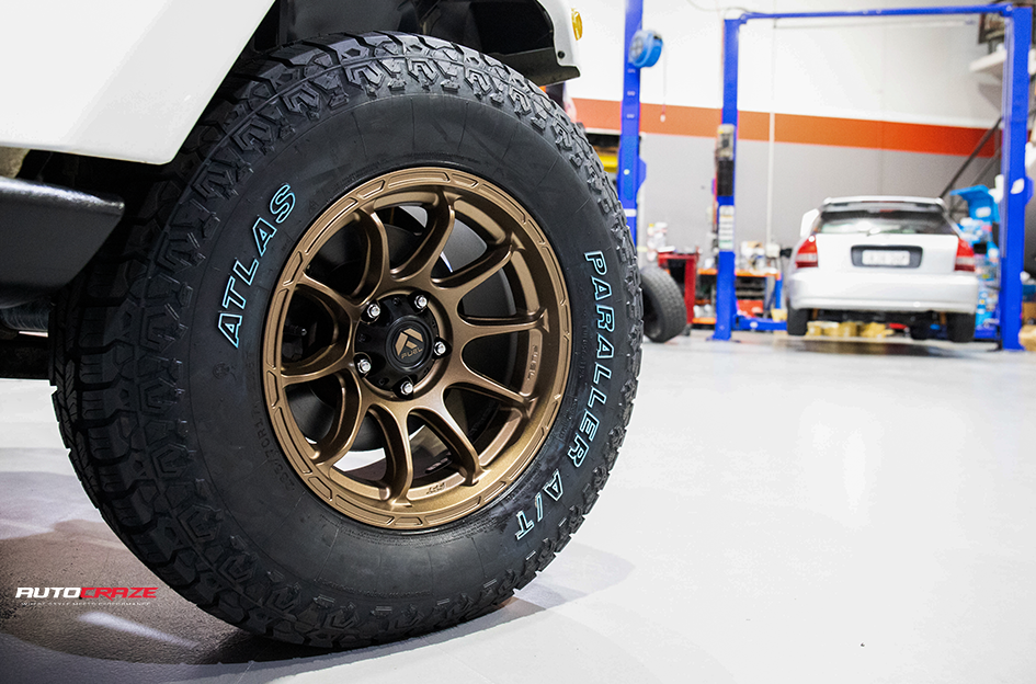 JEEP WRANGLER FUEL VARIANT MATTE BRONZE