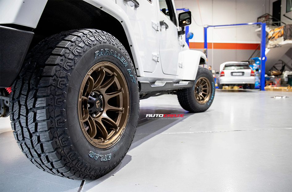 JEEP WRANGLER FUEL VARIANT MATTE BRONZE