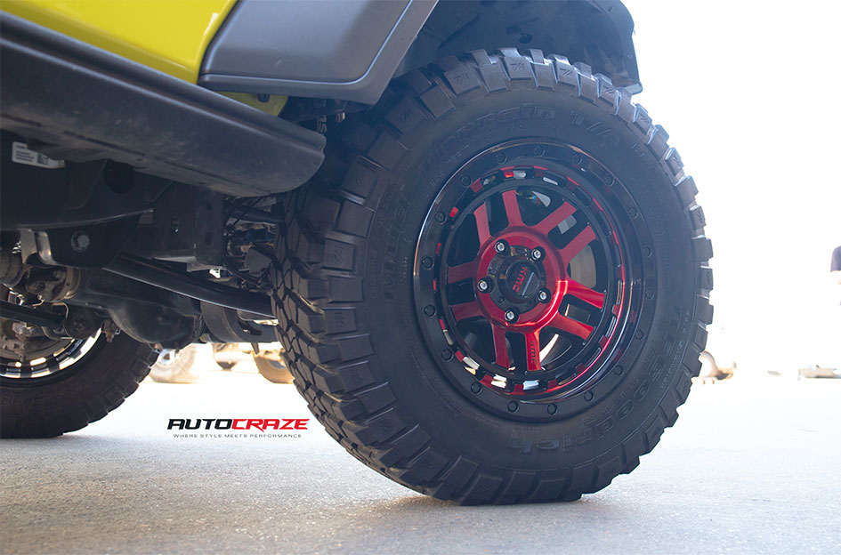 JEEP WRANGLER KMC RECON GLOSS BLACK MACHINED RED TINT
