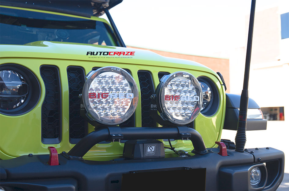 JEEP WRANGLER KMC RECON GLOSS BLACK MACHINED RED TINT