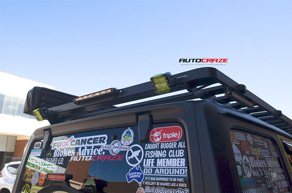 JEEP WRANGLER KMC RECON GLOSS BLACK MACHINED RED TINT