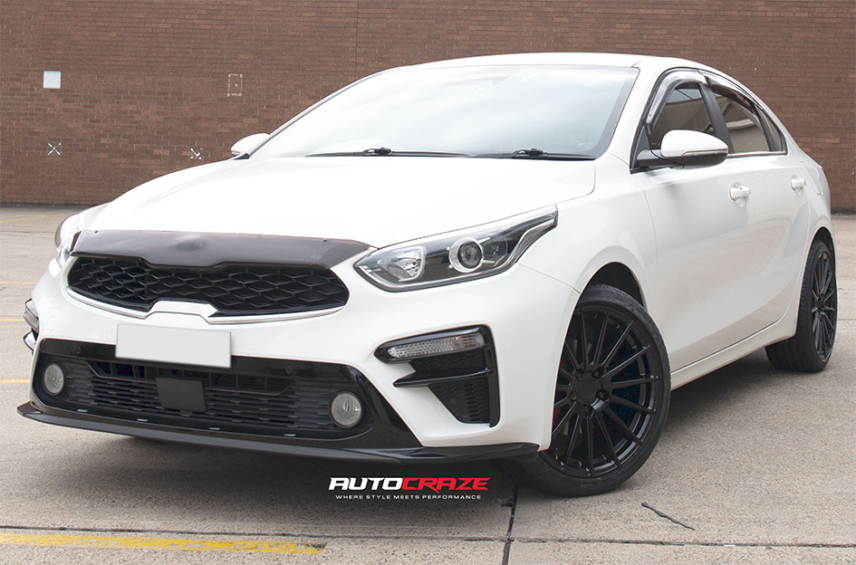 KIA CERATO KING MILANO SATIN BLACK