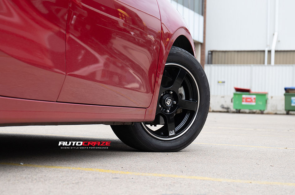 KIA CERATO MOTEGI MR116 GLOSS BLACK MACHINED STRIPE