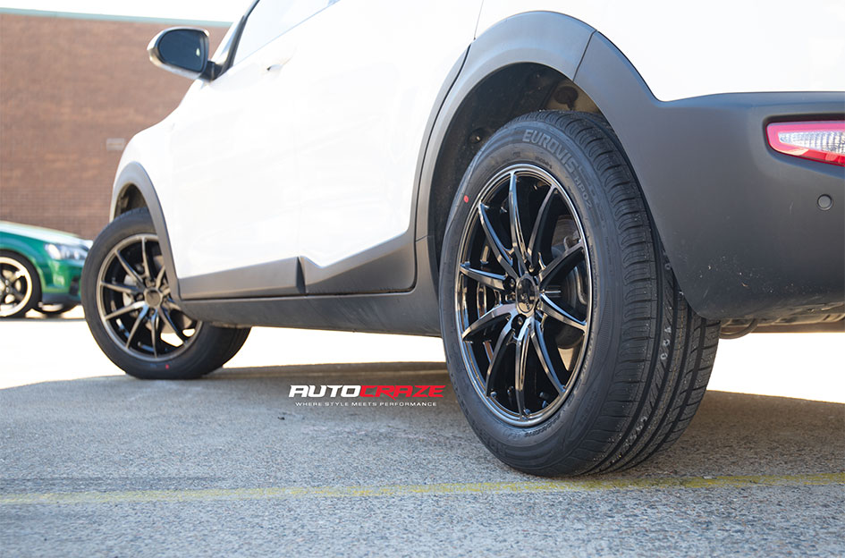 KIA STONIC KING CRANK BLACK TINT GLOSS BLACK