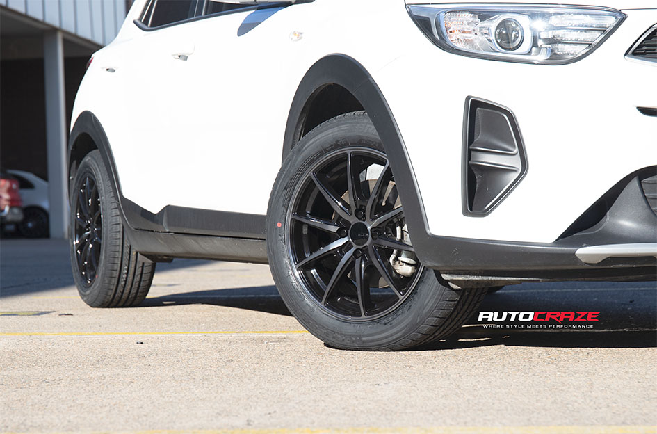 KIA STONIC KING CRANK BLACK TINT GLOSS BLACK