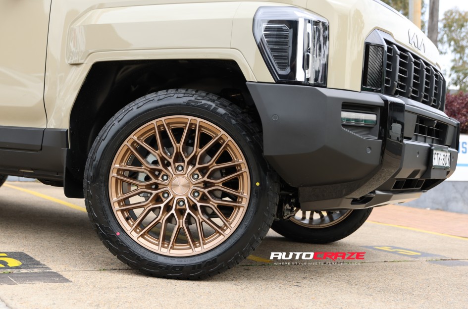 KIA TASMAN NICHE CALABRIA PLATINUM BRONZE