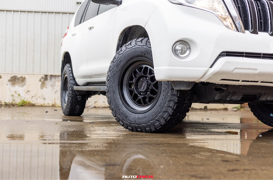 TOYOTA LAND CRUISER PRADO 150 KMC TERRA SATIN BLACK