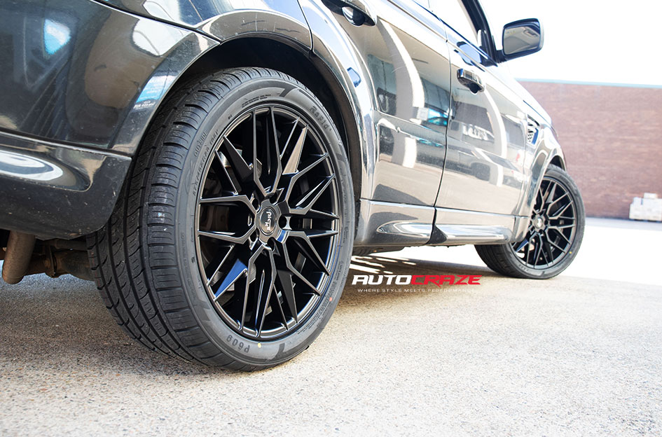 LAND ROVER RANGE ROVER NICHE GAMMA GLOSS BLACK