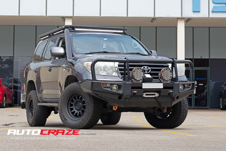 Toyota Landcruiser 200 Series Black Rhino Rapid Wheels