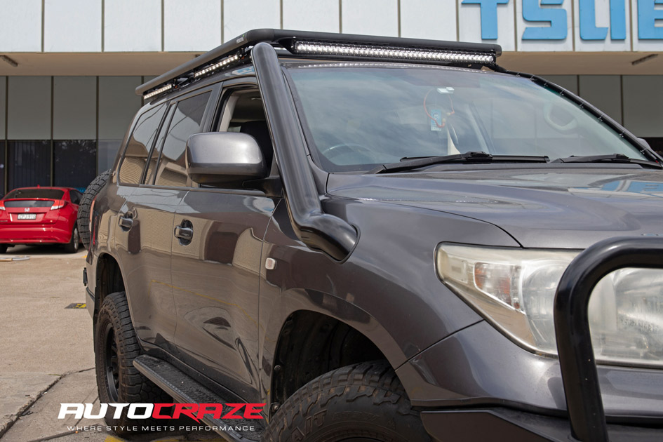 Toyota Landcruiser 200 Series Black Rhino Rapid Wheels