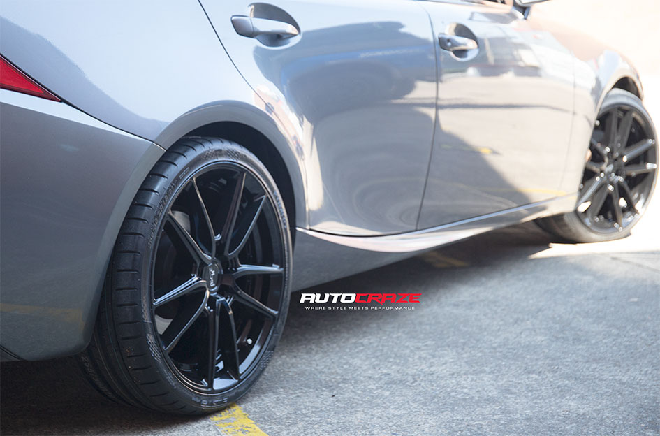LEXUS IS250 NICHE DFS GLOSS BLACK