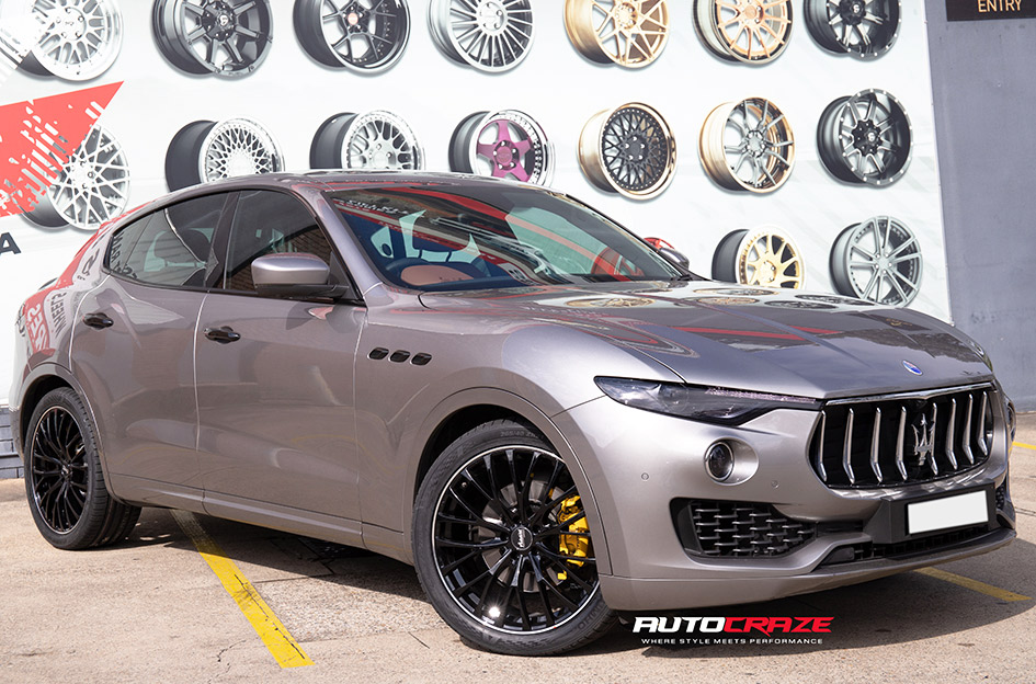MASERATI LEVANTE ADVANTI CAESAR GLOSS BLACK 