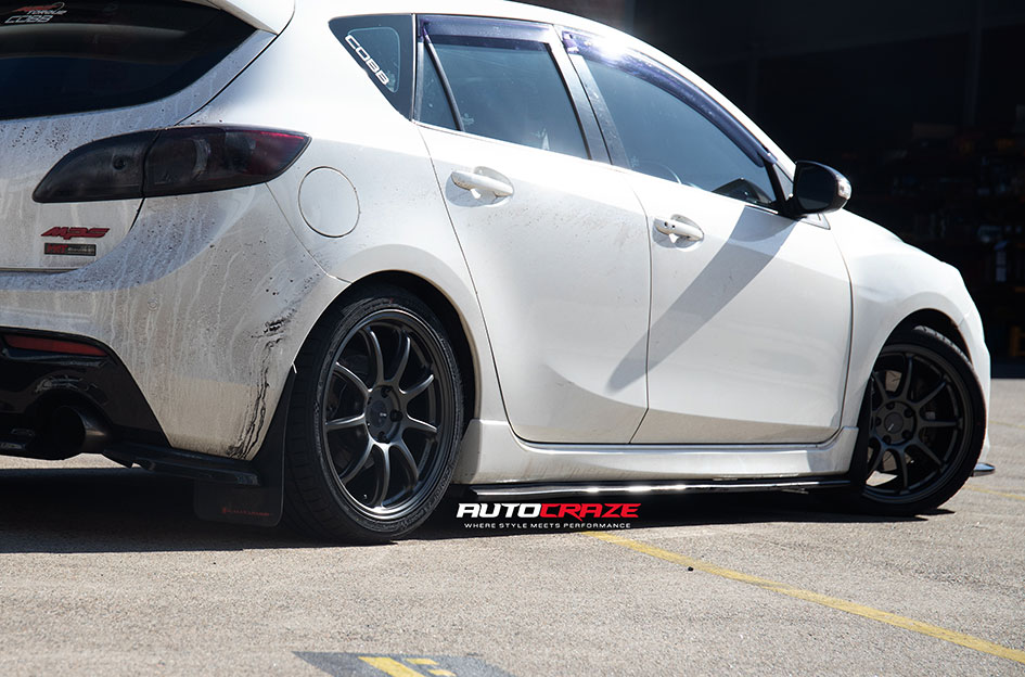 MAZDA 3 ENKEI PF09 MATTE GUNMETAL