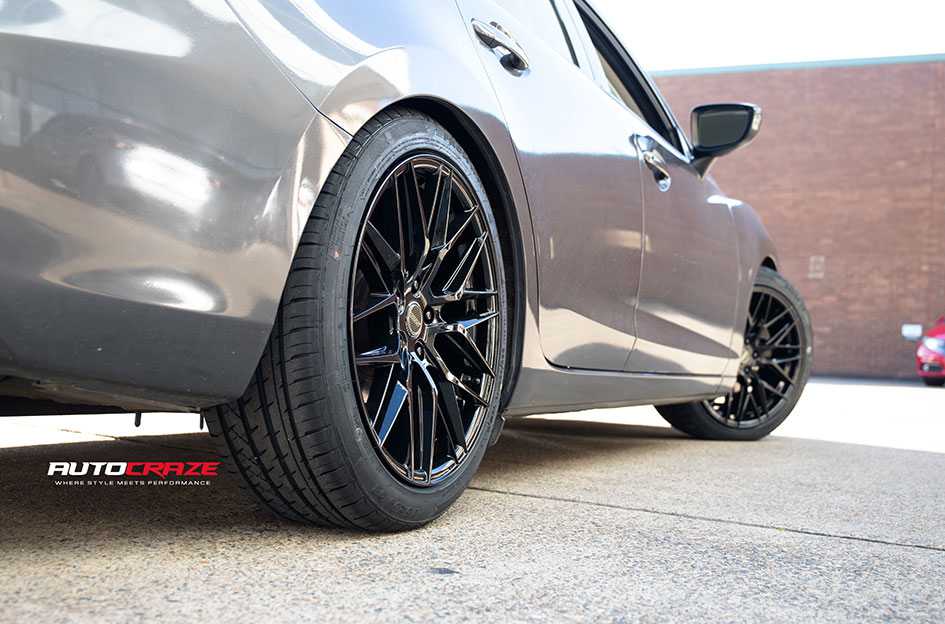 MAZDA 6 SSW HOCKENHEIM GLOSS BLACK