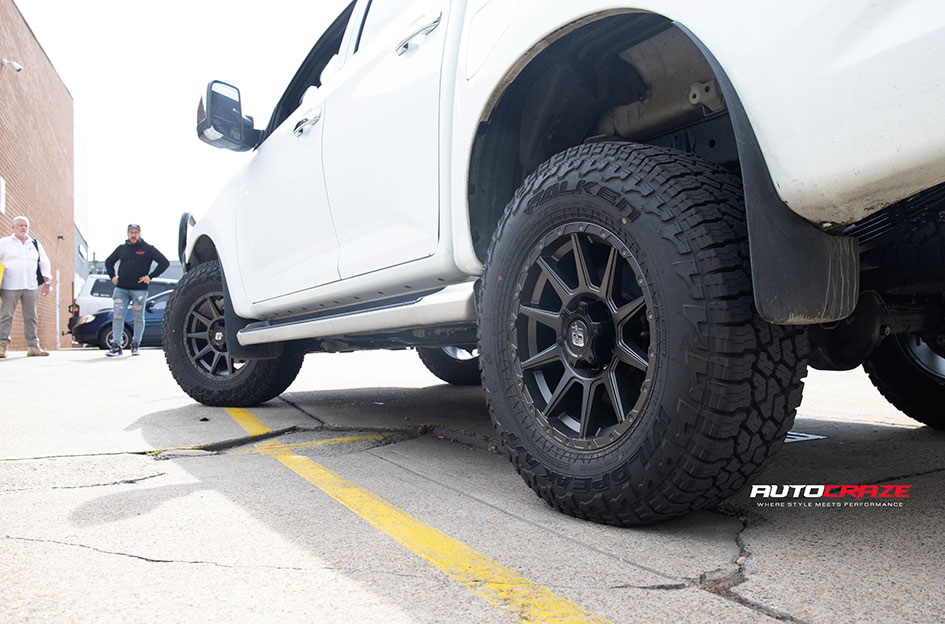 MAZDA BT-50 DIESEL CYCLONE MATT BLACK