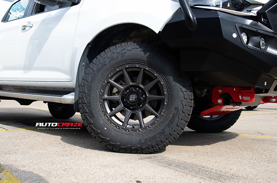MAZDA BT-50 DIESEL CYCLONE MATT BLACK