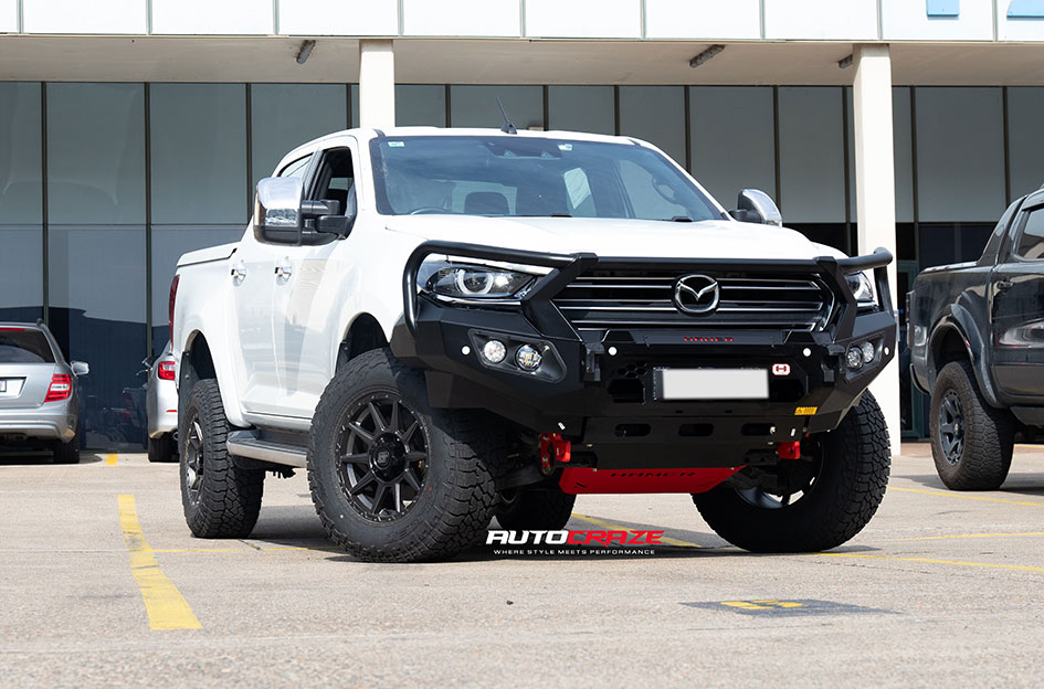 MAZDA BT-50 DIESEL CYCLONE MATT BLACK