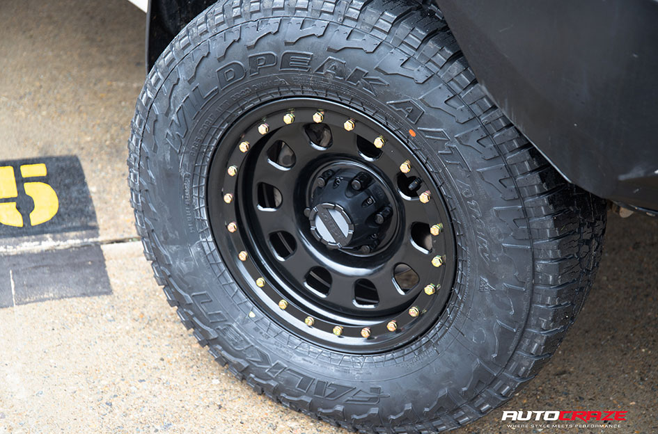 MAZDA BT-50 KING D-LOCKER BLACK 