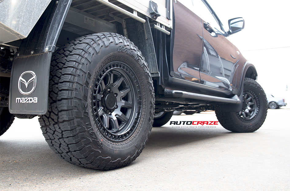 MAZDA BT50 BLACK RHINO CALICO GUNMETAL W/ BLACK LIP