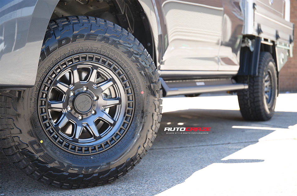 MAZDA BT-50 BLACK RHINO CALICO GUNMETAL W/ BLACK LIP