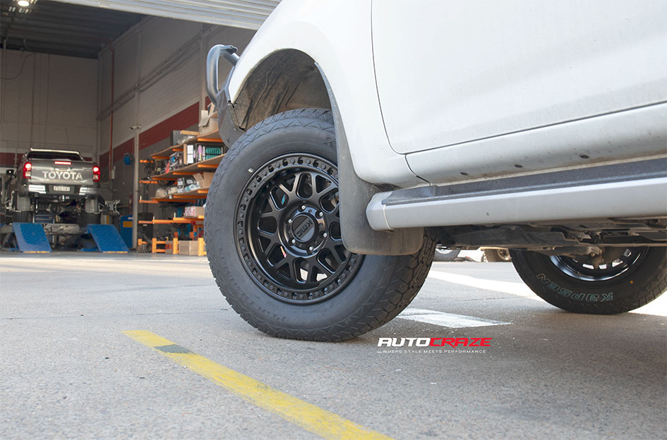 MAZDA BT50 KMC GRS SATIN BLACK